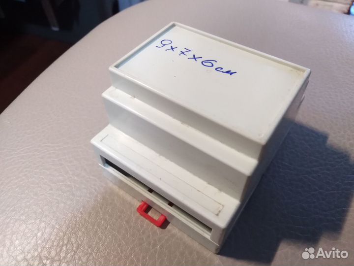 Пластиковый корпус для рэа