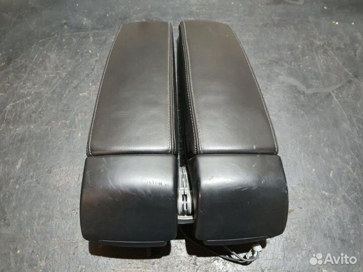 Подлокотник Audi S8 D3 BSM 2006