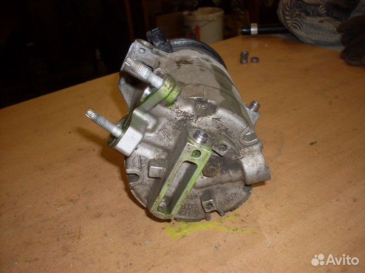 Компрессор кондиционера (Ford Kuga)