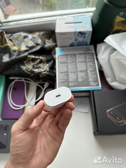 Зарядное устройство для iPhone