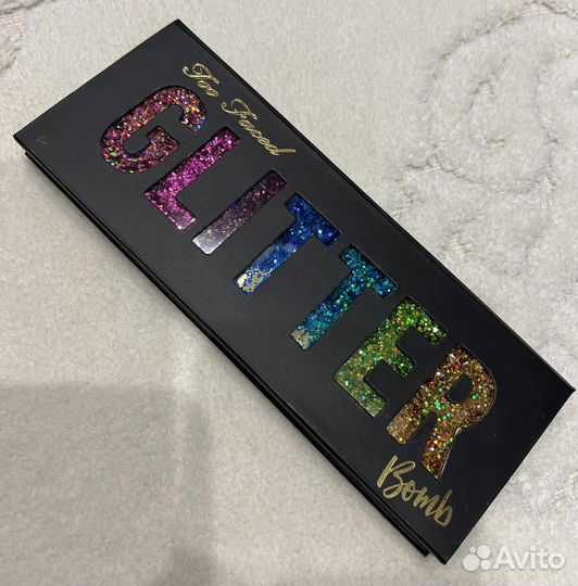 Палетка теней too faced