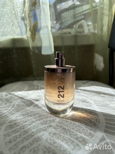 Духи carolina herrera 