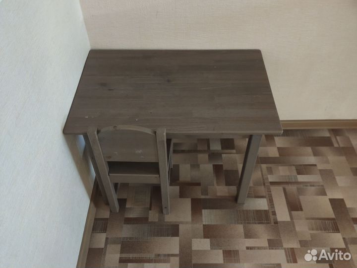 Стол и стул IKEA