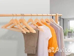 Вешалка деревянная