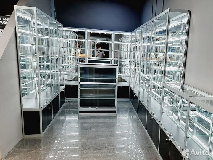 Витрины торговые алюминиевые