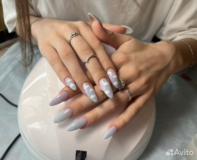 Маникюр и педикюр