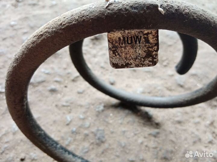 Пружина передняя 5Q0411105HL