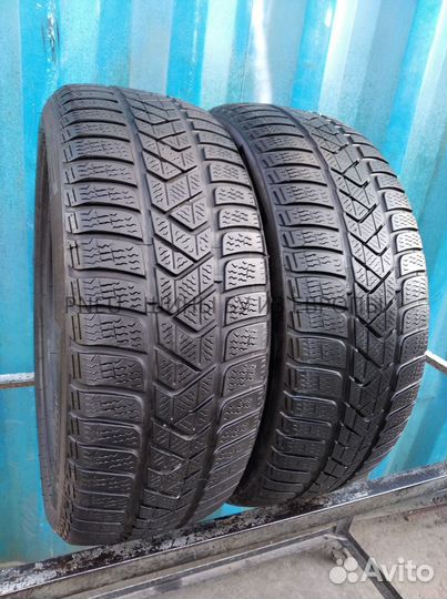 Pirelli Winter Sottozero 3 215/55 R17 94H