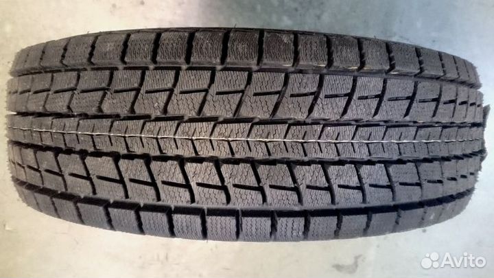 Dunlop Winter Maxx SJ8 255/65 R17 110R