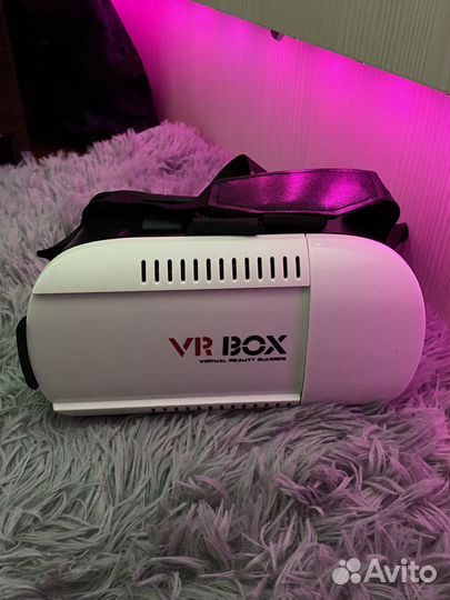 Очки виртуальной реальности с пультом