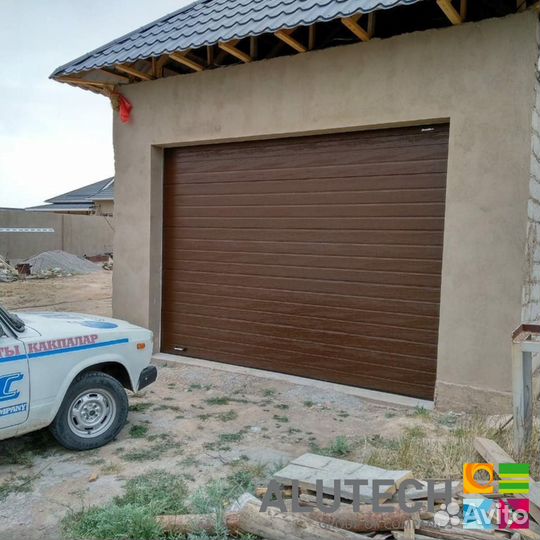 Гаражные ворота alutech