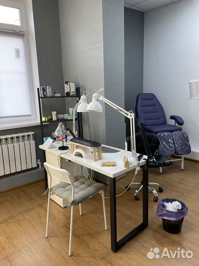 Вытяжка для педикюра 4blank