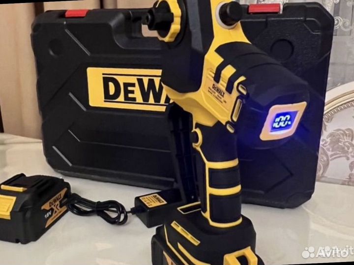 Аккумуляторная цепная пила dewalt