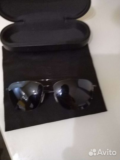 Солнцезащитные очки мужские Hugo boss