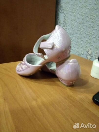 Продам туфли