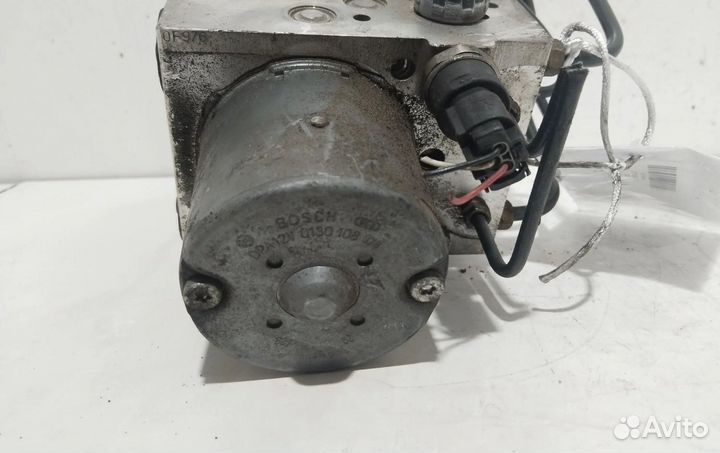 Блок абс 27536AG010 Subaru Legacy 2004 - 2006 года