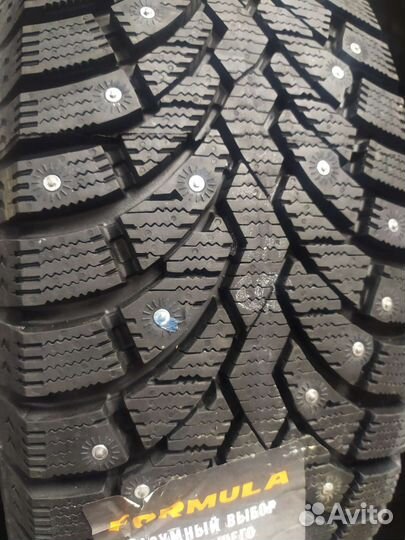 Pirelli Formula Ice 245/70 R16