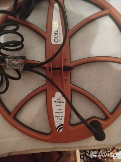 Профессиональный металлоискатель