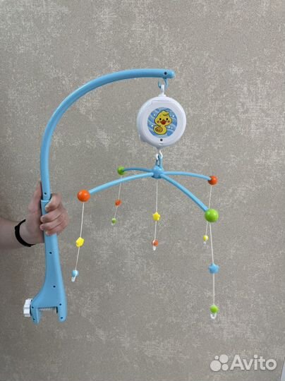 Мобиль на детскую кроватку