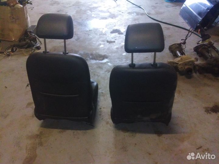 Передний ряд сидений geely emgrand ec7