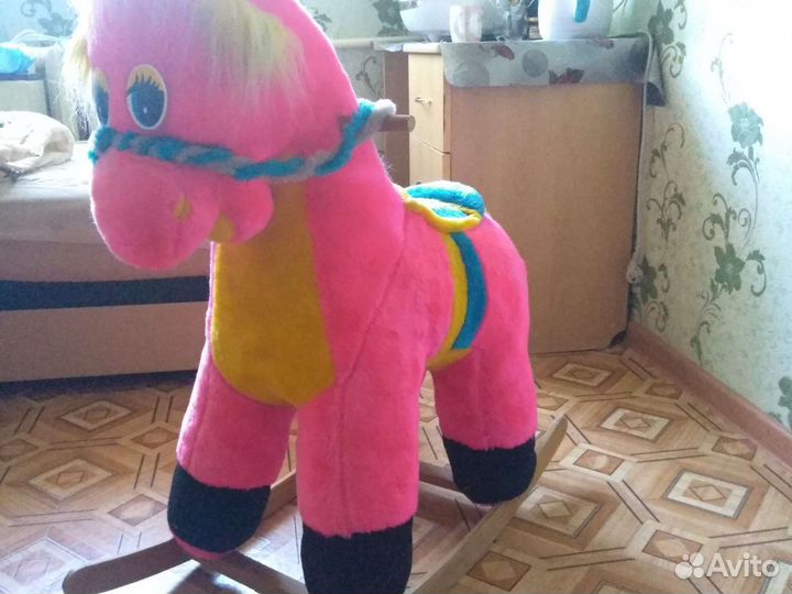 Лошадь качалка