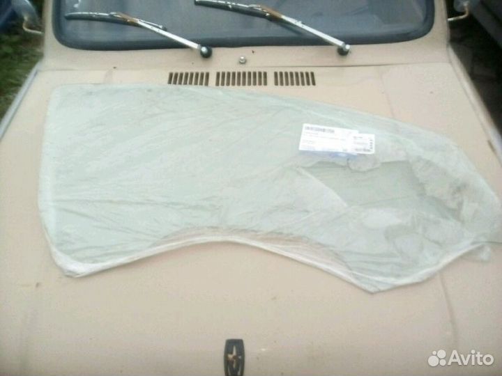 Стекло Opel corsa D от купе боковые