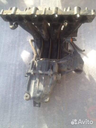 Впускной коллектор Митсубиши 4G94