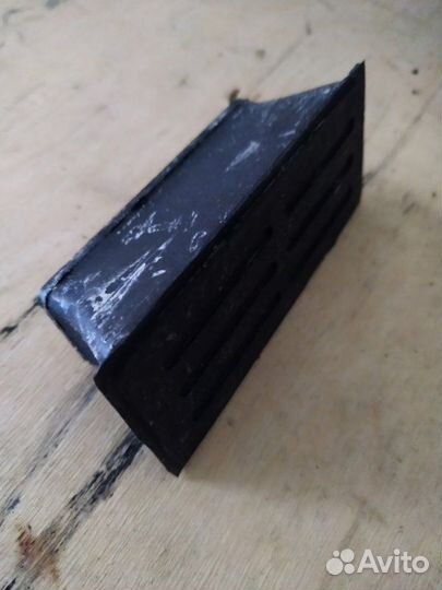 Опора передней рессоры Mercedes-Benz Sprinter W901