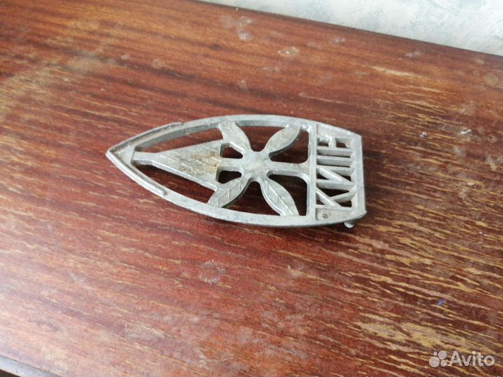 Утюг, подставка для утюга