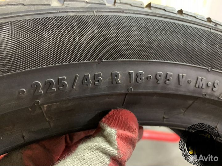 Continental ContiWinterContact TS 830 P 225/45 R18 95V