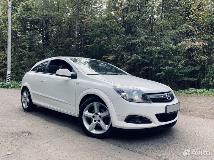 Opel Astra GTC 1.8 AT, 2011, 247 000 км