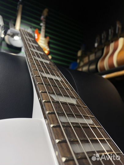 Epiphone les paul studio White электрогитара