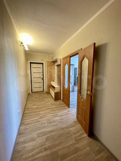 2-к. квартира, 57 м², 4/5 эт.