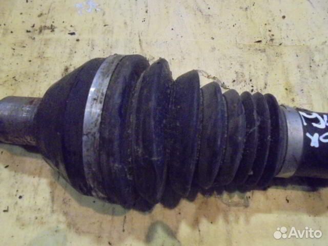 Полуось передняя R Volvo XC90 1 (C) 30651739