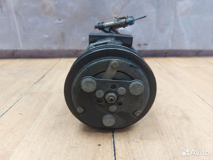 Компрессор кондиционера Opel Corsa C Z12XEP 2004