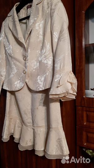 Костюм женский