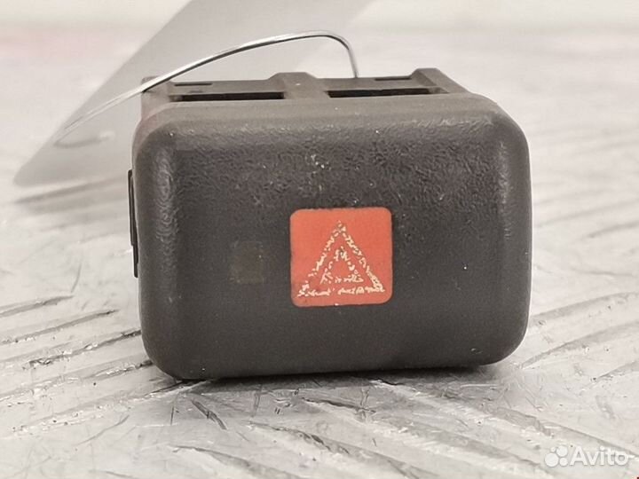 Кнопка аварийной сигнализации Opel Zafira (A) 2002