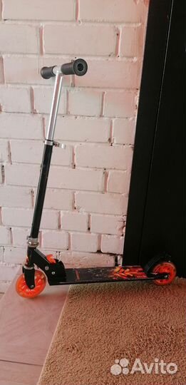 Самокат в хорошем рабочем состоянии
