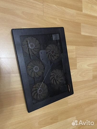 Подставка с охлаждением Crown laptop cooling pad