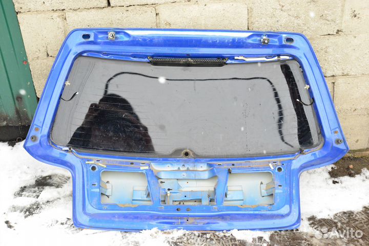 Крышка багажника со стеклом Volkswagen Golf 4