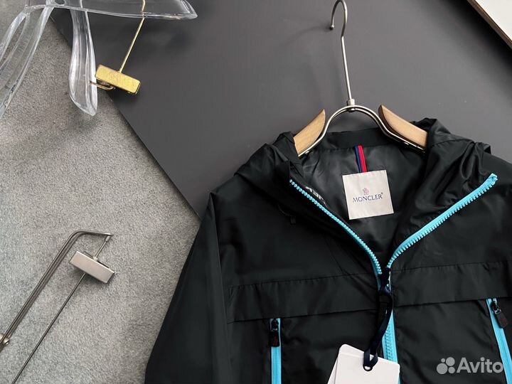 Ветровка moncler
