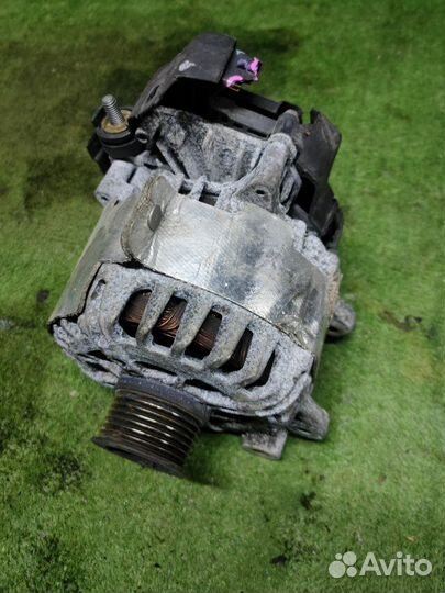 Генератор Nissan Serena FC26 MR20DD 2012