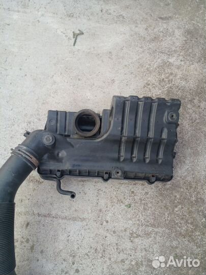 Корпус воздушного фильтра volkswagen polo