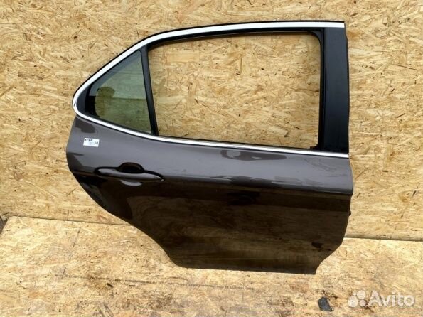 Дверь задняя Toyota Camry 70