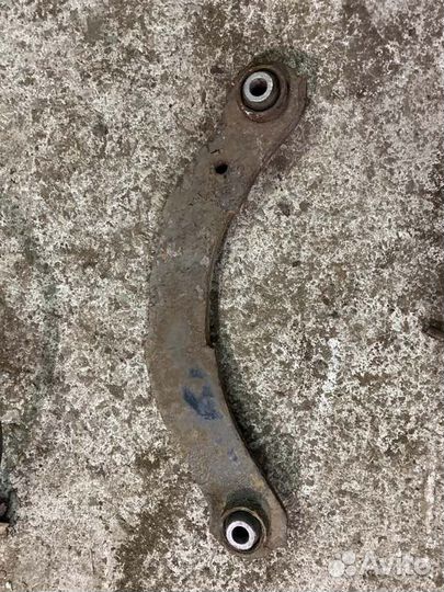 Рычаг задний правый Mitsubishi Lancer X CY 4B10