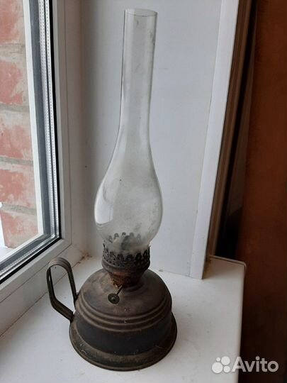 Лампа керосиновая