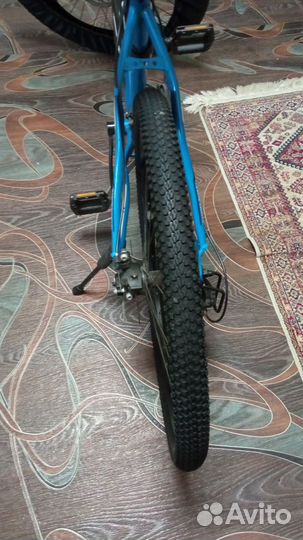 Велосипедная покрышка 26