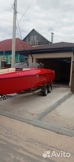 Моторная лодка Касатка 700 спорт