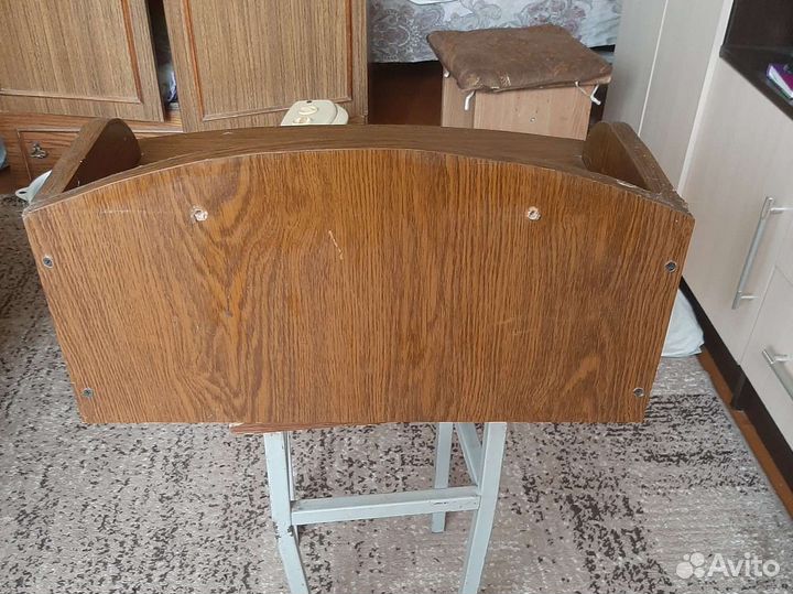 Полка настенная бу