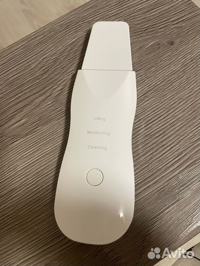 Аппарат для ультразвуковой чистки лица